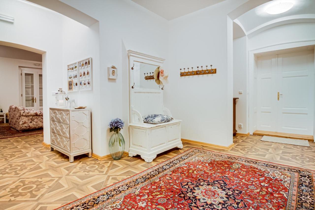 Lovecky Zamecek Pod Milesovkou Teplice Bagian luar foto