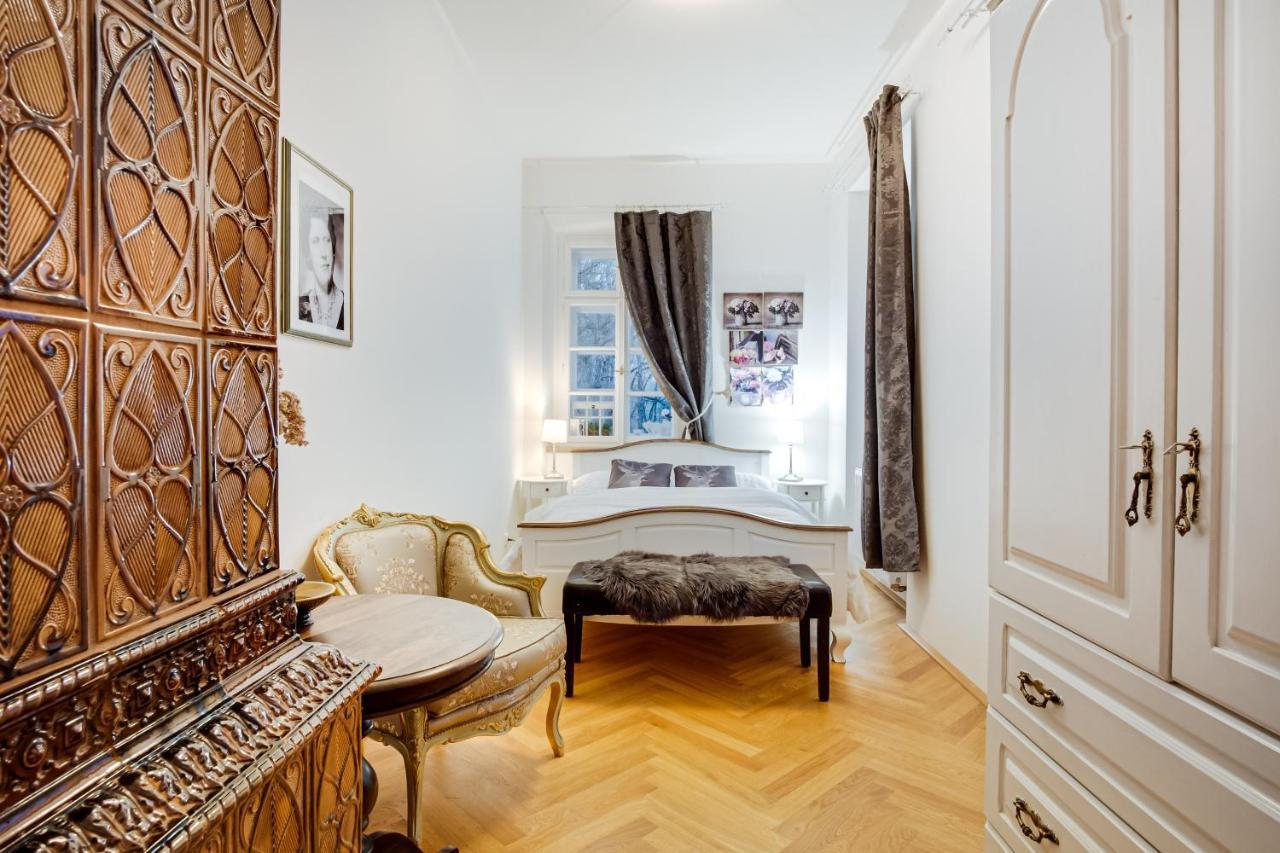 Lovecky Zamecek Pod Milesovkou Teplice Bagian luar foto